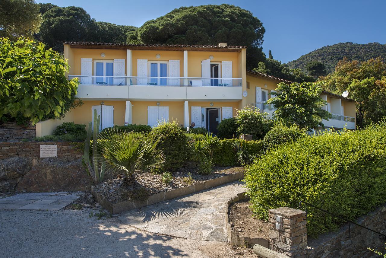 Hotel-Club Du Domaine D'Aiguebelle, Ussim Vacances Le Lavandou Ngoại thất bức ảnh